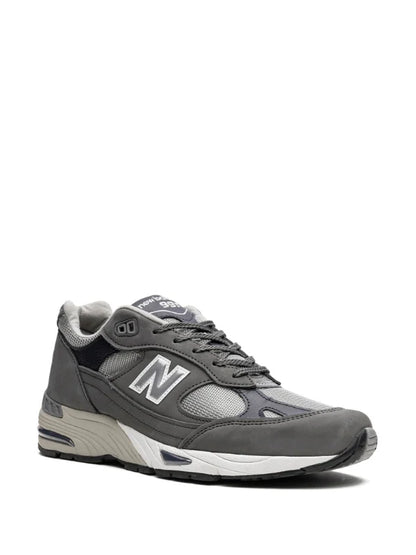 New Balance 991